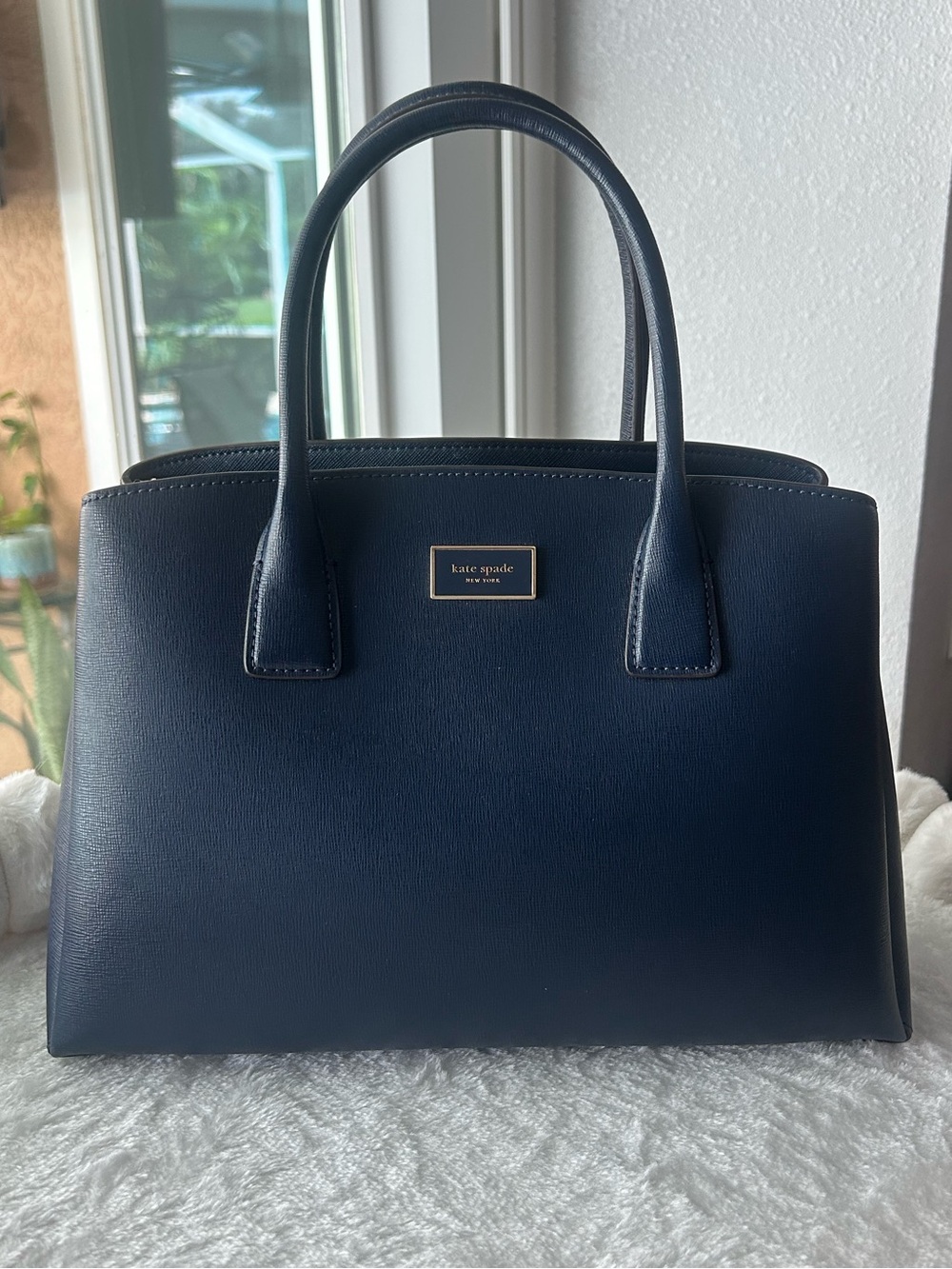 EUC Kate spade Serena Satchel Crossbody Navy Blue With Dust-bag Gold Hardware